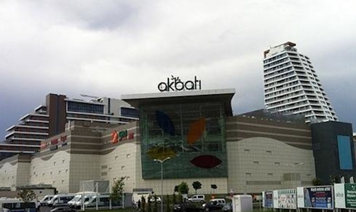 Akbatı ve Akasya AVM’nin çatılarında elektrik üretimi