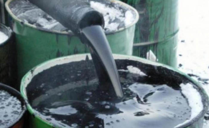 Siyah akaryakıta bu geceden itibaren zam geliyor