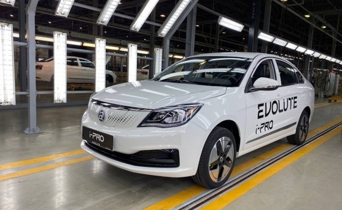 Rusya, ilk elektrikli otomobili Evolute'un satışına başladı