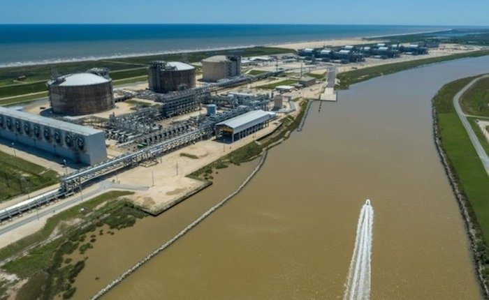 Freeport LNG terminali Aralık'ta açılıyor