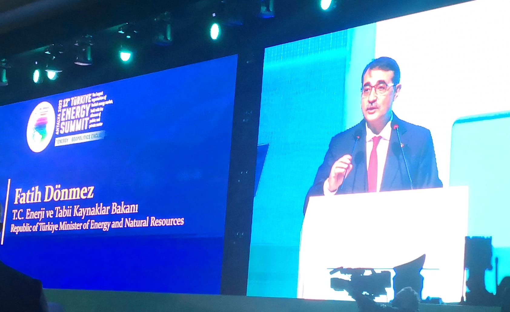 Dönmez: Enerji merkezi Türkiye önerisi yeni ortaya çıkmadı