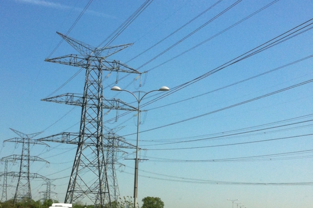 Türkiye`den Avrupa`ya 400 MW`lık elektrik ihracatı