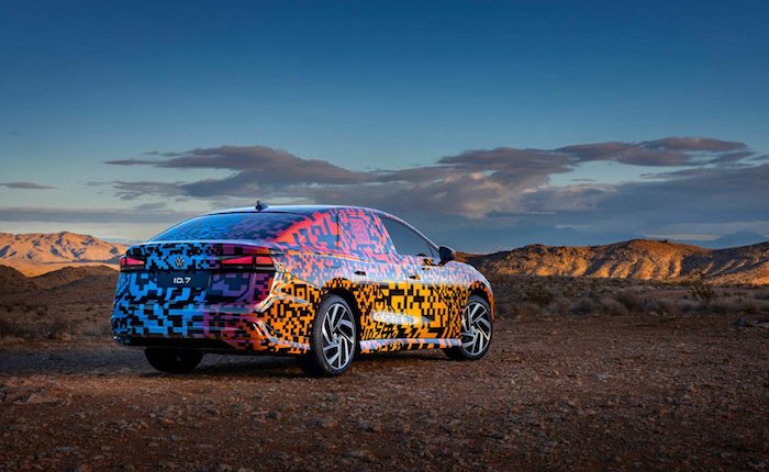 Volkswagen, elektrikli sedan modelini tanıttı