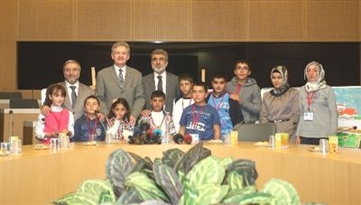 Yıldız, Boru Hattı ve Güvenli Yaşam resim yarışmasını kazanan öğrencileri kabul etti