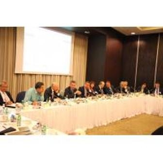 Oettinger: Uluslararası enerji piyasaları hızla değişiyor