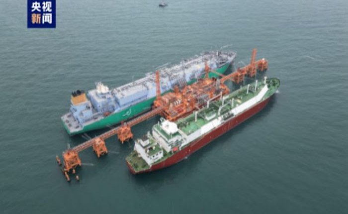 Dünyanın en büyük LNG terminali teste başladı