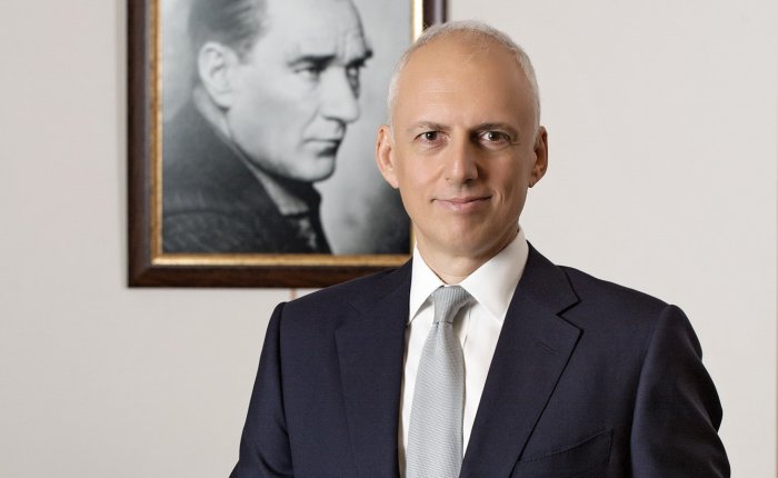 Yapı Kredi sürdürülebilir temalı 1 milyar dolar dış kredi aldı