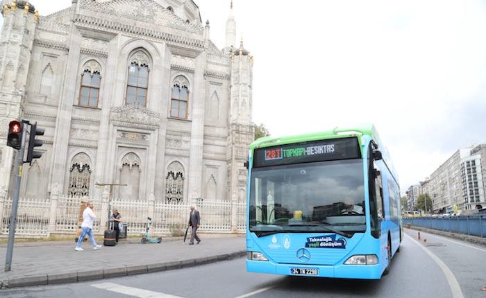 İETT’nin elektrikliye çevrilen ilk otobüsü yollarda