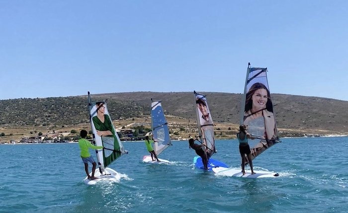 LC Waikiki, atık plastikleri sörf yelkenlerine dönüştürüyor