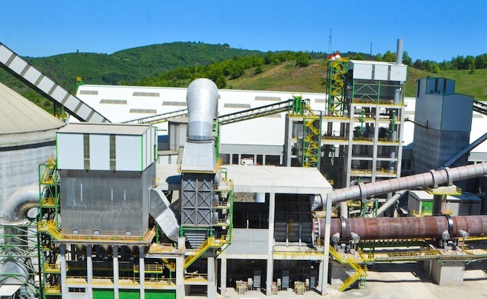 Çimento ve cam sektörüne emisyon standardı