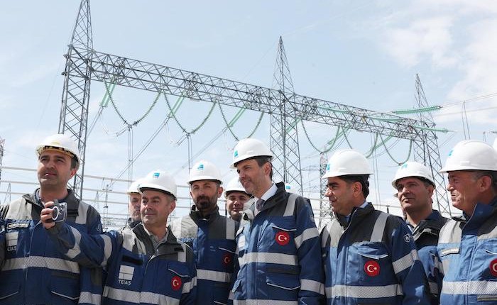 Bayraktar: Şebekemiz gayet güçlü şekilde ayakta duruyor