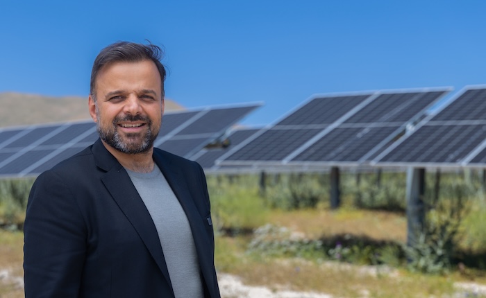 Turkcell’den güneşe çeyrek milyar dolar