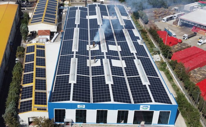 Migiboy Tekstil’in fabrika çatısına güneş santrali