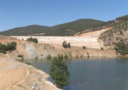 Adatepe Barajı`nda 18 yıl sonra su tutulmaya başlandı
