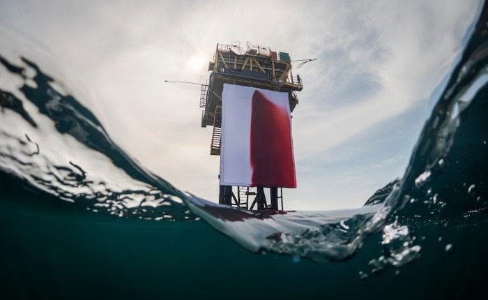 Greenpeace’den gaz platformuna sanatlı eylem