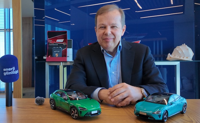 Özer: Lisanssız GES’ler depolama eklenerek lisanslansın