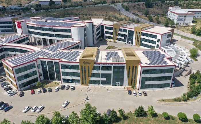 Enerjisa Üretim’den Celal Bayar Üniversitesi’ne temiz enerji desteği