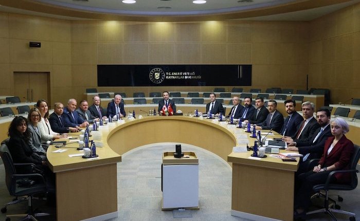 Nükleer santral kurulumları için Kanadalı AtkinsRealis ile temas