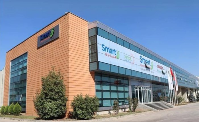 Smart Güneş'ten İzmirdeki üretim hattına bin 400 MW ek