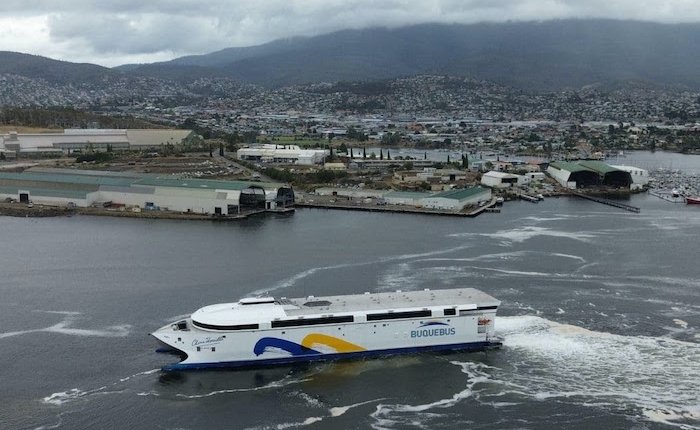 Dünyanın en büyük elektrikli gemisi liman testinde