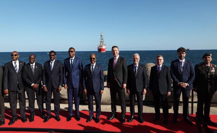 Bayraktar: Türk petrol doğal gaz aramacılığında yeni dönem başlıyor