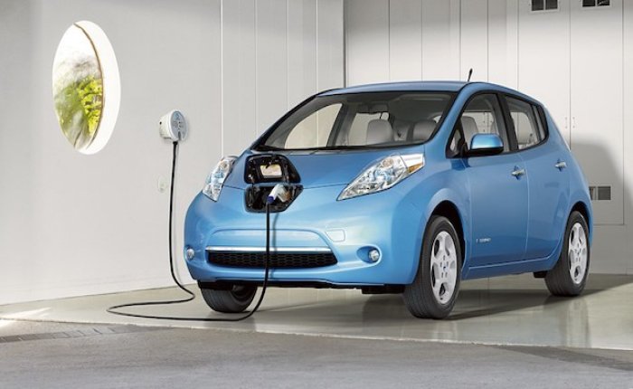 Nissan’dan İngiltere'deki elektrikli araç yatırımına iptal