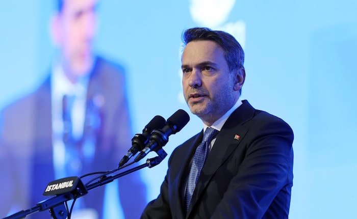 Bayraktar: Enerji sistemimizi iklime karşı daha dirençli hale getirmeliyiz
