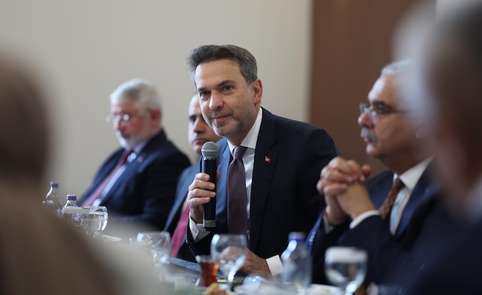 Yoksul emeklilere daha çok enerji desteği