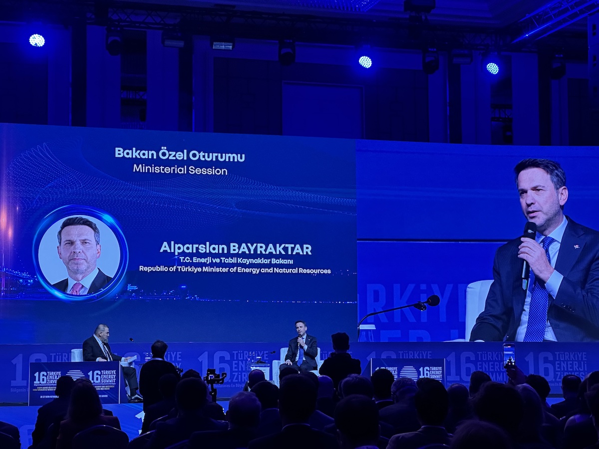 Bakan Bayraktar’dan sanayiciye ‘hedef odaklı destek’ ve 2040 vizyonu mesajı