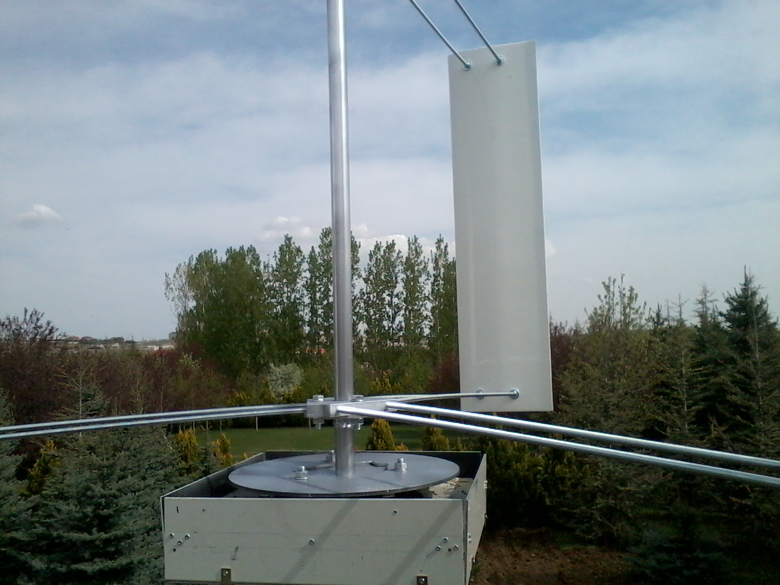 Çiftlik evine, villaya özel yerli rüzgâr türbini