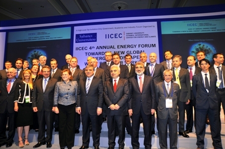 Küresel Enerji Yatırımlarının fırsat ve zorlukları tartışılacak