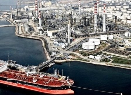 Tüpraş`ın satışları düştü net kârı arttı