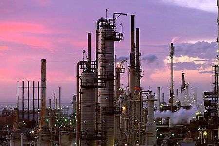 Çin’den İran’a 2 milyar dolar petrokimya kredisi