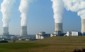 Fransa nükleer santrallerin ömrü için limit koymadı
