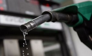 Benzine 6 kuruş zam