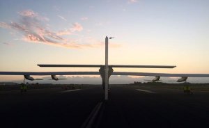 Ve Solar Impulse Pasifik`i geçti