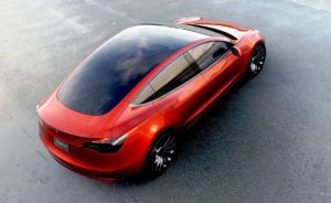 Tesla, yeni elektrikli modelini tanıttı