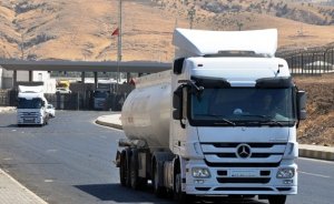 Irak`tan tankerlerle Kürt petrolü akışı yeniden başladı