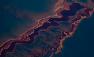 Meksika Körfezi'nde Shell sahasında petrol sızıntısı!