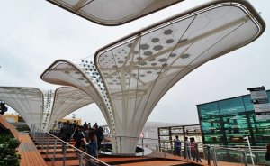 Enerjisini güneşten çıkaran ‘uzay çağı’ binaları