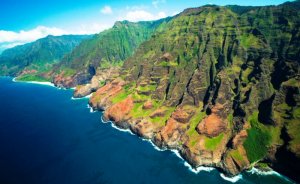 Tesla, Hawaii'de güneş depolama projesini tamamladı