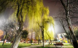 Beylikdüzü parkları LED'lerle aydınlanıyor