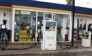 Petrol zengini Venezuela'da benzin krizi!