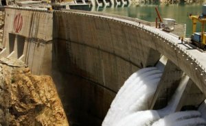 İran'da 450 MW'lık Rudbar HES eletrik üretmeye başladı