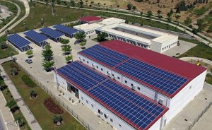 İzmir Ekrem Akurgal Yaşam Parkı’nın elektriği güneşten