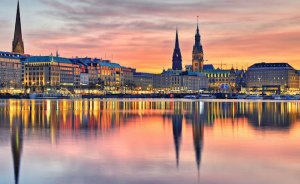 Hamburg iki yolda dizel araçları yasakladı