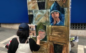 Trabzon’da elektrik panolarına kadın dokunuşu