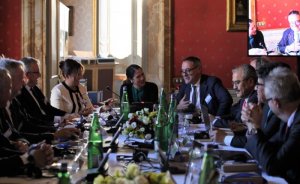 EPDK Başkanı Yılmaz: Enerjide kilit rol doğalgazın