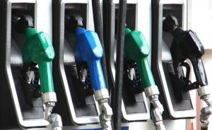 Son 7 yılda benzin satışları yüzde 32 azaldı