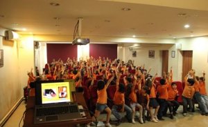 Shell, yol emniyeti bilincini artırmayı sürdürüyor